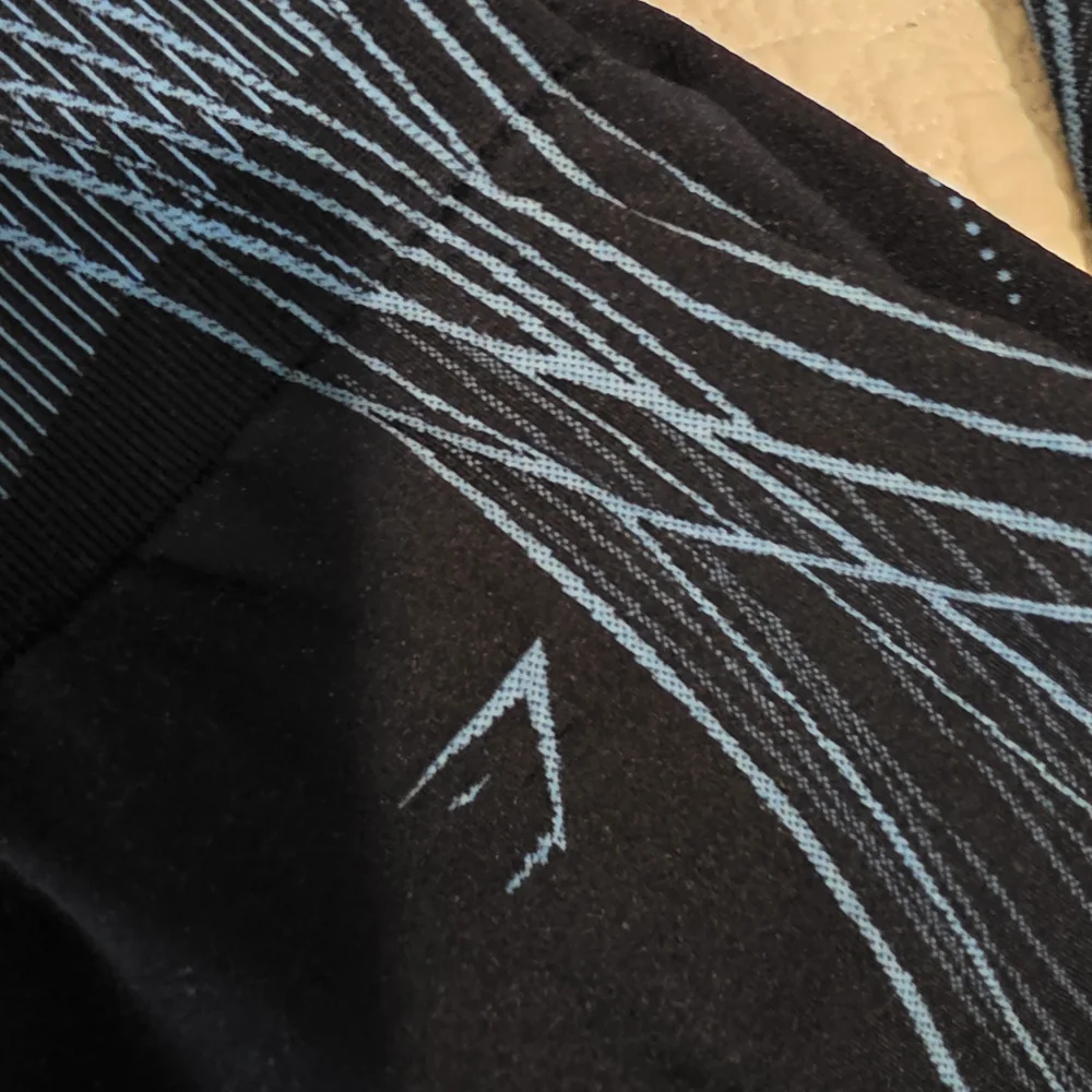 Gymshark X Analis Cruz Leggings with Light Blue Wave Accents - Picture 4 of 6